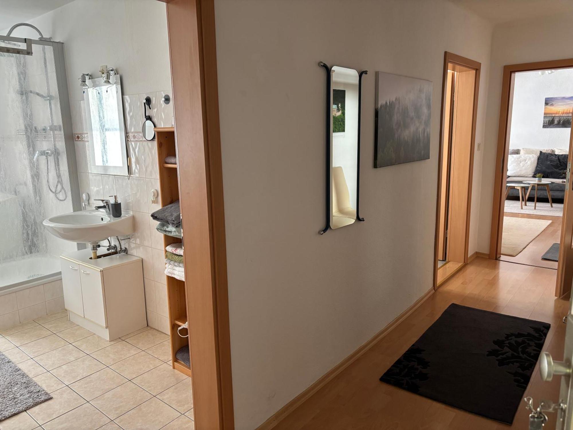 Zentral Gelegenes Apartment Am Fusse Der Wartburg ไอเซนัค ภายนอก รูปภาพ